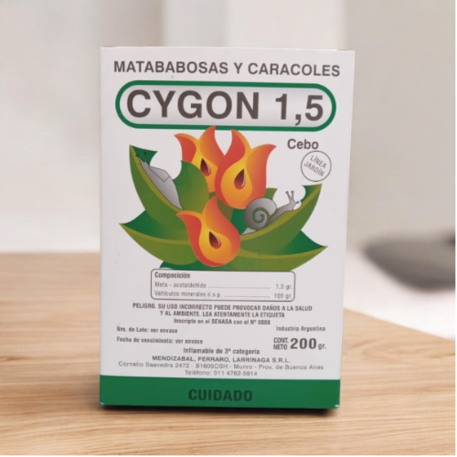 Cygon babosa y caracoles